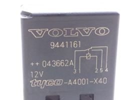 Volvo XC90 Relais de commutateur feux de détresse 043662A