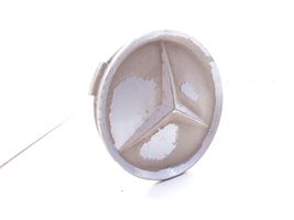 Mercedes-Benz C W202 R12 wheel hub/cap/trim 2014010225