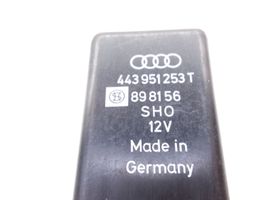 Audi 80 90 S2 B4 Relè lampeggiatore d'emergenza 443951253T