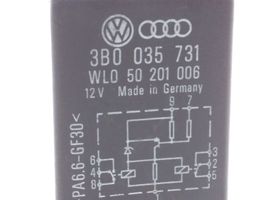 Volkswagen PASSAT B3 Hätävilkun rele 3B0035731