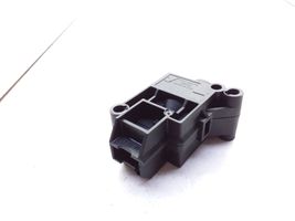 Mazda Tribute Interruptor de corte de combustible 020227B