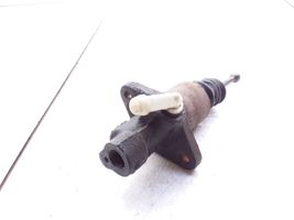 Volkswagen PASSAT B3 Clutch slave cylinder 03330300381