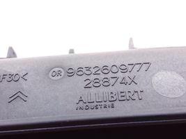 Citroen C5 Popielniczka deski rozdzielczej 9632609777