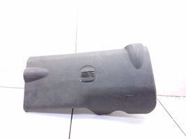 Seat Ibiza II (6k) Variklio dangtis (apdaila) 028103935J