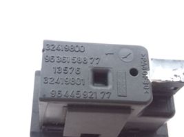 Citroen C5 Seat heating switch 32419800