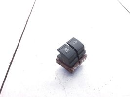 Volkswagen PASSAT B6 Tailgate/boot open switch button 