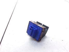 Volkswagen PASSAT B6 Tailgate/boot open switch button 