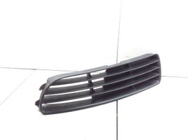 Audi 100 200 5000 C3 Mascherina inferiore del paraurti anteriore 8D0807345