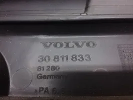 Volvo S40, V40 Couvercle cache moteur 30811833