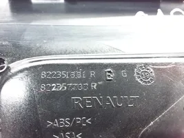 Renault Captur Rivestimento portiera posteriore (modanatura) 822351661R