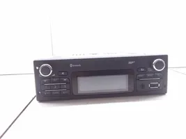 Renault Master III Radio/CD/DVD/GPS-pääyksikkö 281152815R