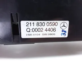 Mercedes-Benz E W211 Ilmastoinnin ohjainlaite 2118300590