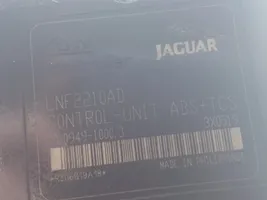 Jaguar XJ X308 ABS-pumppu MNF5920AD