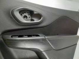 Jeep Cherokee Rivestimento del pannello della portiera anteriore 68141925ab