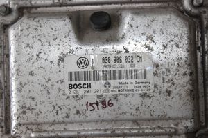 Volkswagen Polo III 6N 6N2 6NF Variklio valdymo blokas 030906032CM