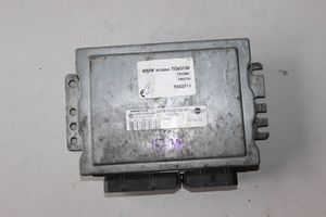 Mini One - Cooper R50 - 53 Sterownik / Moduł ECU 7553735