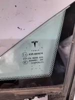 Tesla Model 3 Ventanilla de ventilación de la puerta delantera cuatro puertas 43R001074