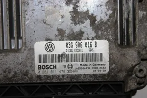 Volkswagen Golf V Variklio valdymo blokas 03G906016B