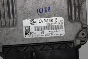 Volkswagen Golf V Calculateur moteur ECU 03G906021KS