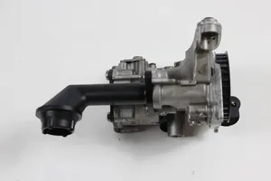 Volkswagen Golf VII Oil pump 04L145208AB