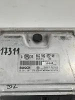 Volkswagen Golf IV Calculateur moteur ECU 066906032AK