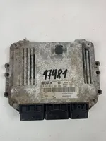 Renault Trafic II (X83) Calculateur moteur ECU 8200635663