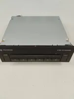 Volkswagen Phaeton CD/DVD changer 3D0035110