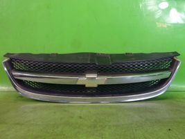 Chevrolet Nubira Atrapa chłodnicy / Grill 96547250