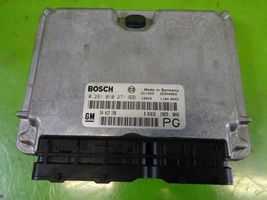 Opel Vectra B Komputer / Sterownik ECU silnika 0281010271