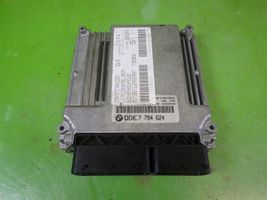 BMW 3 E46 Komputer / Sterownik ECU silnika 0281011122