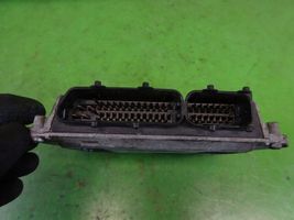 Volkswagen Fox Блок управления двигателем ECU 03D906023B