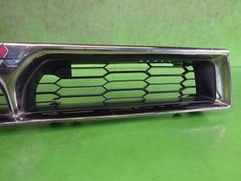 Mitsubishi Galant Grille calandre supérieure de pare-chocs avant 