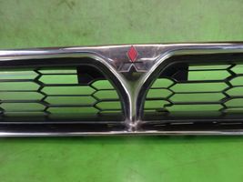 Mitsubishi Galant Maskownica / Grill / Atrapa górna chłodnicy 