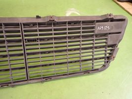 Mercedes-Benz E W210 Grille calandre supérieure de pare-chocs avant 2108800583