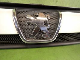 Peugeot Boxer Griglia superiore del radiatore paraurti anteriore 