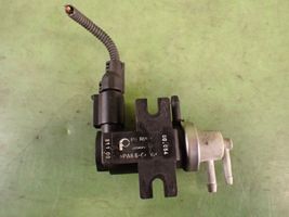 Volkswagen Golf IV Breather valve 1J0906627