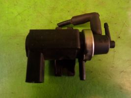 Volkswagen PASSAT B5 Breather valve 1J0906627