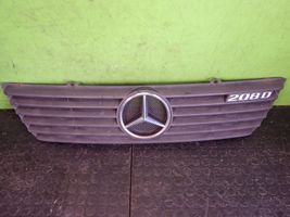 Mercedes-Benz Sprinter W901 W902 W903 W904 Maskownica / Grill / Atrapa górna chłodnicy 