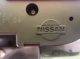 Nissan Tiida C11 Mascherina climatizzatore/regolatore riscaldamento 