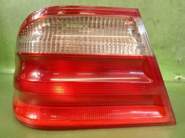 Mercedes-Benz E W210 Luci posteriori A2108203364