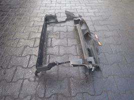 Mercedes-Benz A W168 Staffa di montaggio del radiatore A0019890803