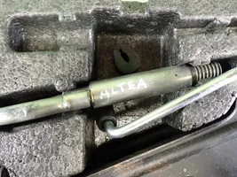 Seat Altea Element schowka koła zapasowego 5P0012115C