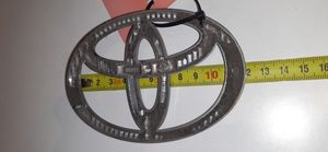 Toyota Avensis T250 Logo, emblème de fabricant 7543105050