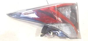 Toyota Prius (XW50) Luz trasera/de freno 8156047281