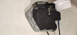 Toyota RAV 4 (XA40) Rear door lock 6A1705