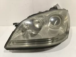 Mercedes-Benz ML W164 Lampa przednia A1648260191