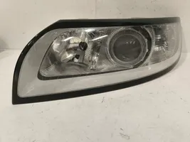 Volvo V50 Lampa przednia 31265694