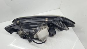 Subaru Outback Lampa przednia 10020653