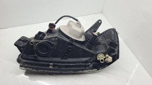 Subaru Outback Lampa przednia 10020653