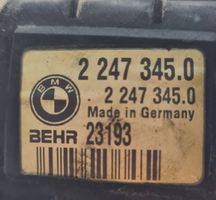 BMW 5 E39 Radiatore di raffreddamento 22473450